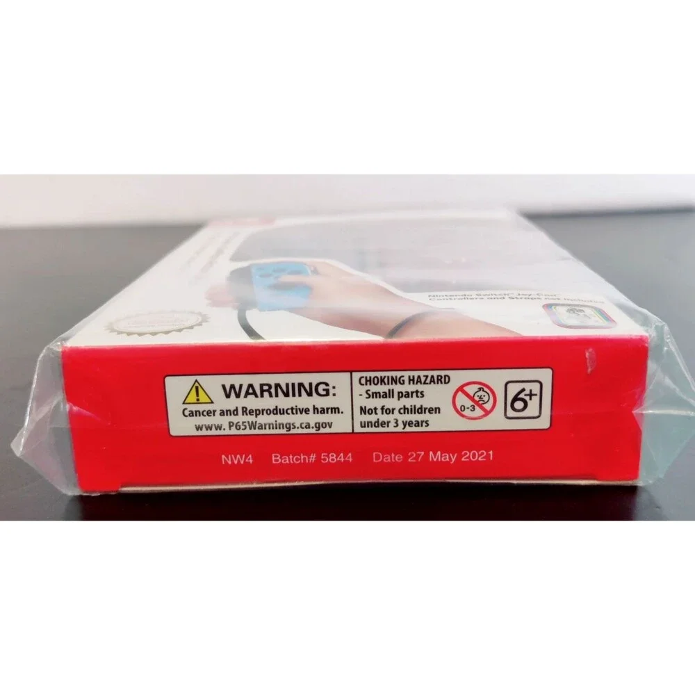 Nintendo Switch Game Traveler GoPlay Action Grip Pack Clear Case NEW